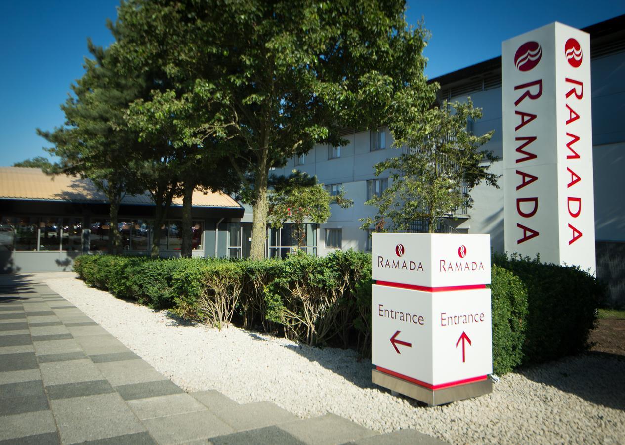 Hotel Ramada London South Mimms Potters Bar Esterno foto