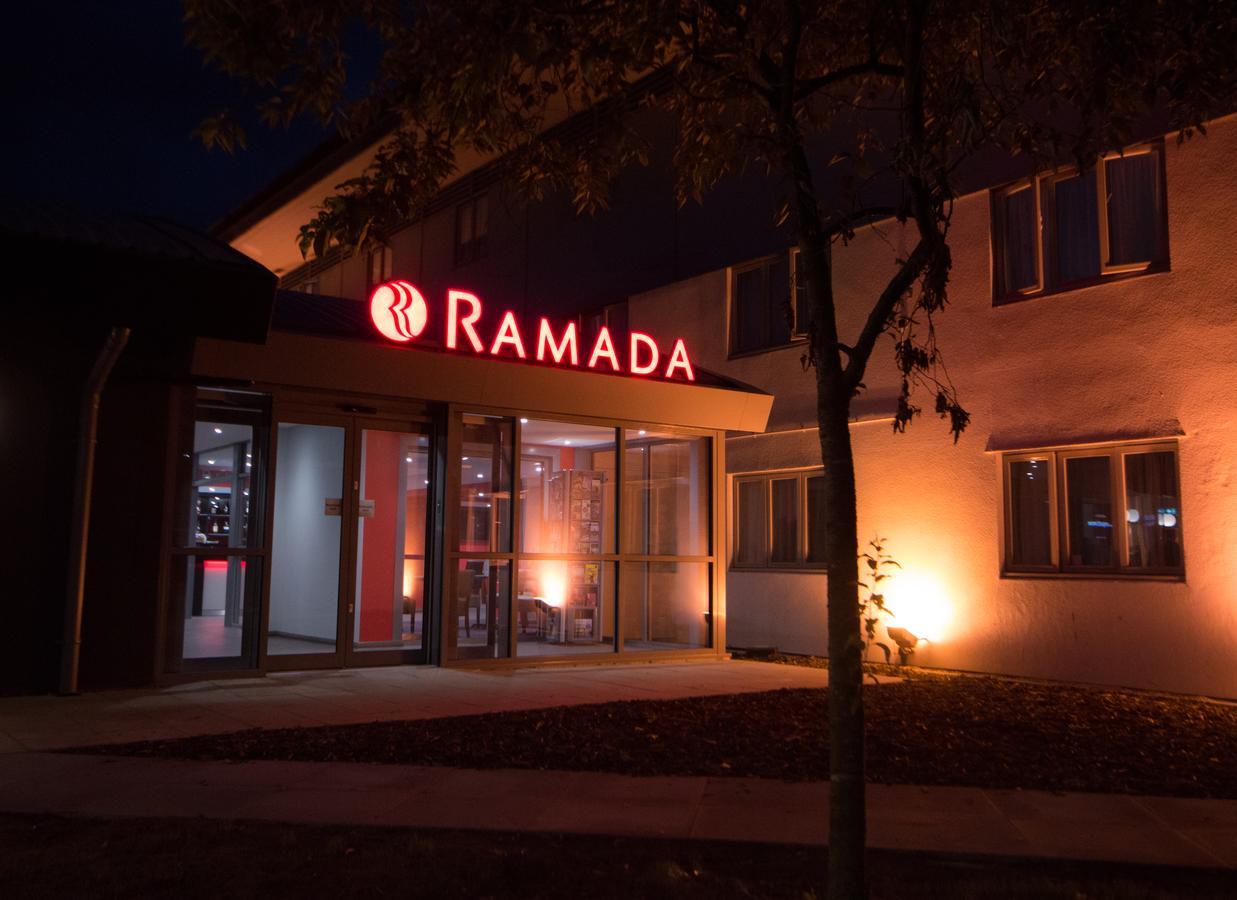 Hotel Ramada London South Mimms Potters Bar Esterno foto