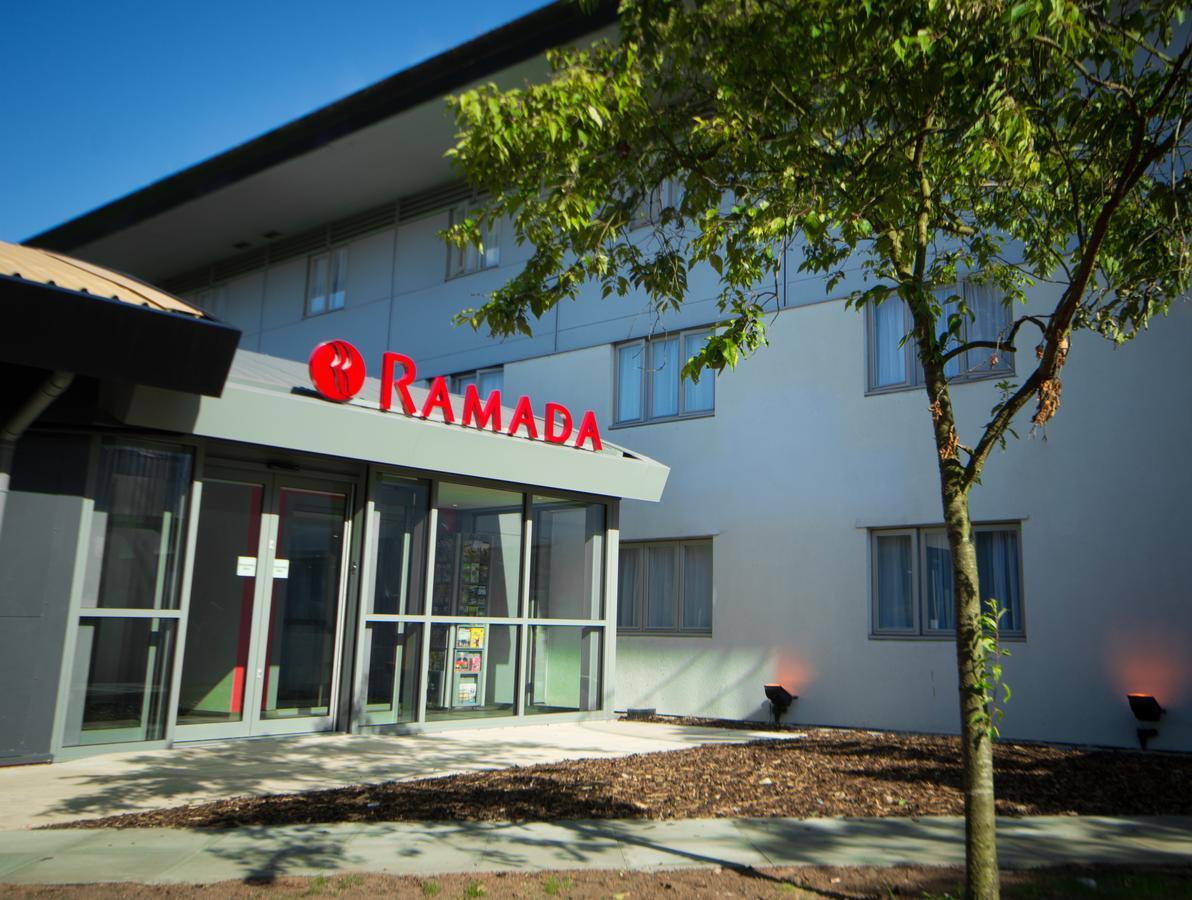 Hotel Ramada London South Mimms Potters Bar Esterno foto