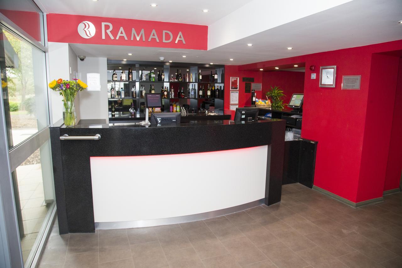 Hotel Ramada London South Mimms Potters Bar Esterno foto